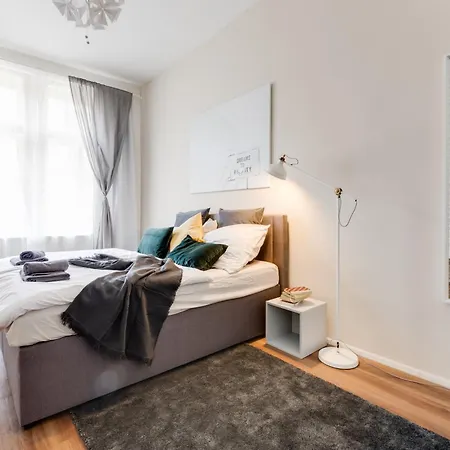 Apartment Lovely 2bds In The Center - Stp7 *
