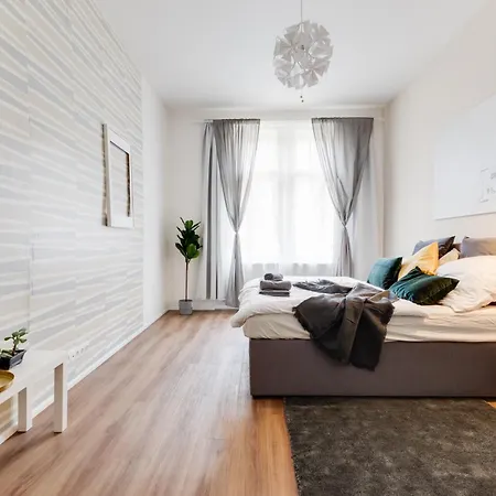 Apartment Lovely 2bds In The Center - Stp7