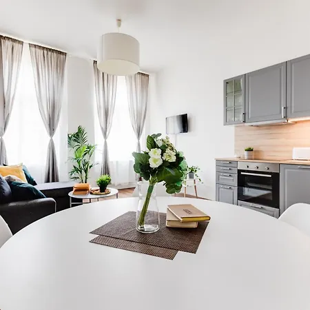 Apartmán Lovely 2bds In The Center - Stp7 Praha
